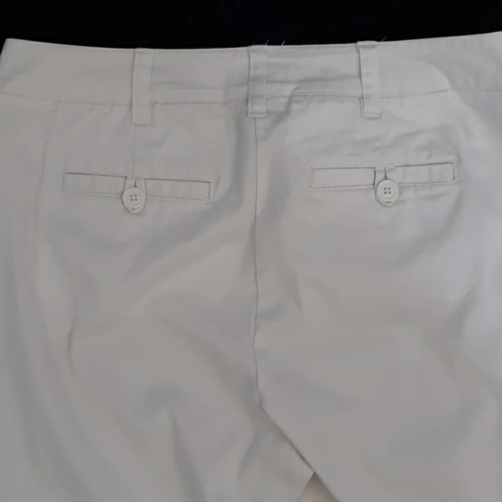 Ladies Chico's Capri Slacks White Size 00 - Picture 3 of 5